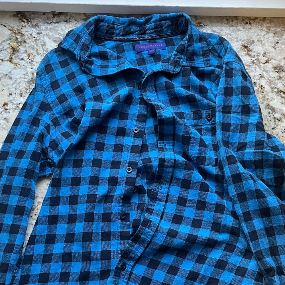 Aeropostale Blue and Black Plaid Men's Shirt